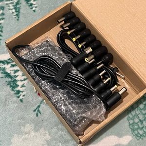 Universal Charger 💻